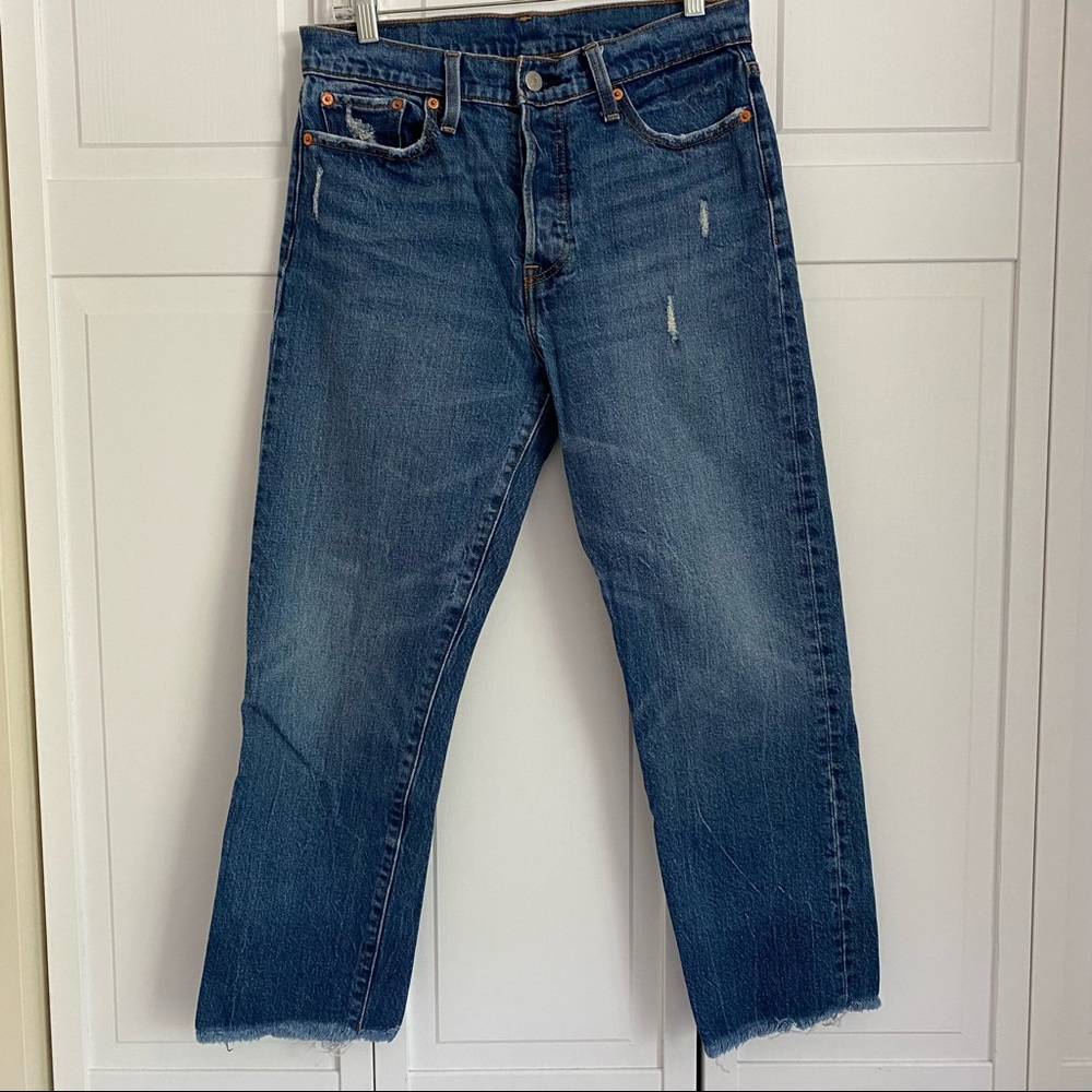 Levi’s Wedgie Fit Ankle Cut Off Jeans
